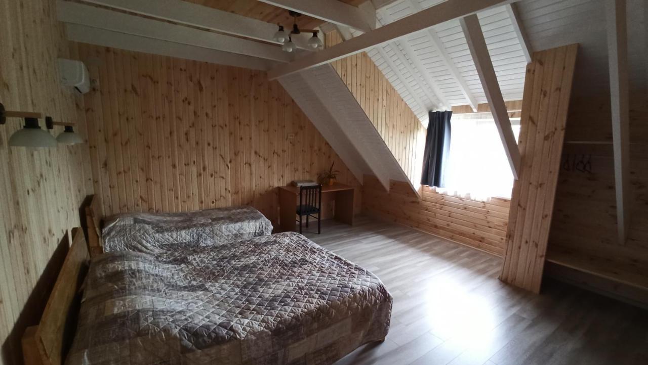 Eco House Hotel Chornomorsk Ngoại thất bức ảnh