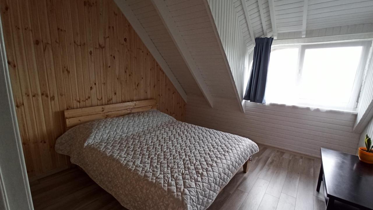 Eco House Hotel Chornomorsk Ngoại thất bức ảnh